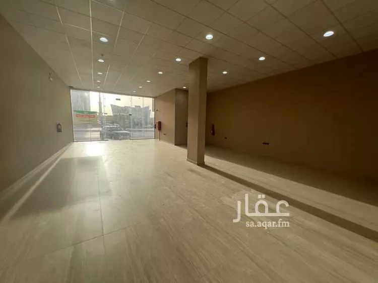 عمارة للإيجار في شارع طريق الملك عبدالعزيز, حي الصالحية, مدينة عنيزة, منطقة القصيم صورة 3