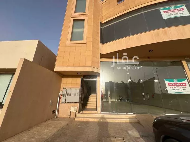مكتب تجاري للإيجار في شارع طريق الملك عبدالعزيز, حي الصالحية, مدينة عنيزة, منطقة القصيم صورة 2