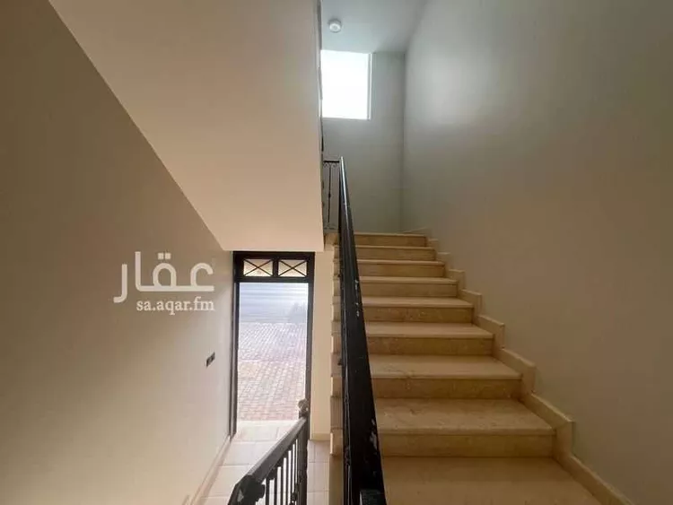 مكتب تجاري للإيجار في شارع طريق الملك عبدالعزيز, حي الصالحية, مدينة عنيزة, منطقة القصيم صورة 3