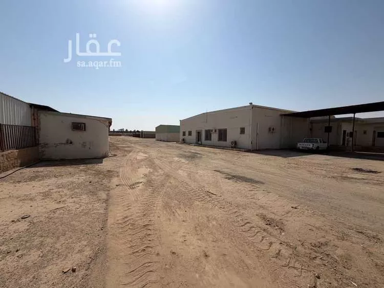 مستودع للإيجار في شارع طريق الملك عبدالعزيز, حي الخزامى, مدينة عنيزة, منطقة القصيم 2