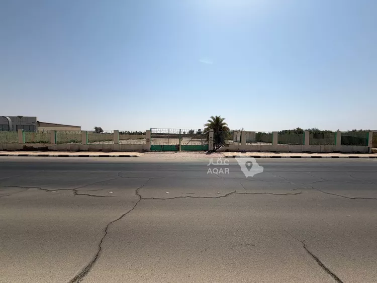 أرض للإيجار في شارع طريق الملك عبدالعزيز, حي الخزامى, مدينة عنيزة, منطقة القصيم