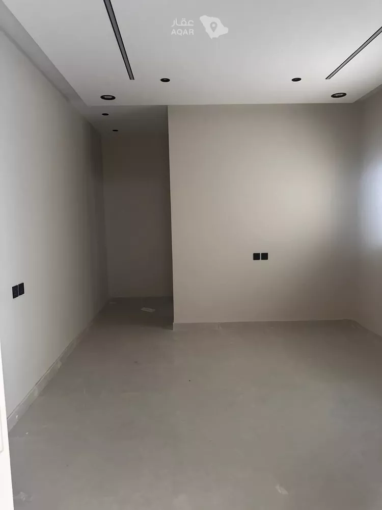 Floor for Rent in Riyadh Al Uraija Al Wusta