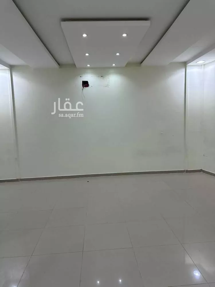 فيلا للإيجار في شارع رقم 369, حي ظهرة لبن, مدينة الرياض, منطقة الرياض صورة 5