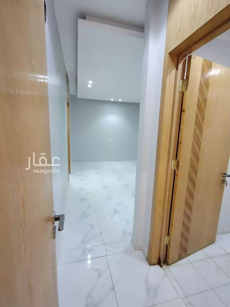 شقة للإيجار في شارع الشيخ صالح بن عبدالعزيز بن عبدالرحمن, حي السويدي الغربي, مدينة الرياض, منطقة الرياض صورة 2