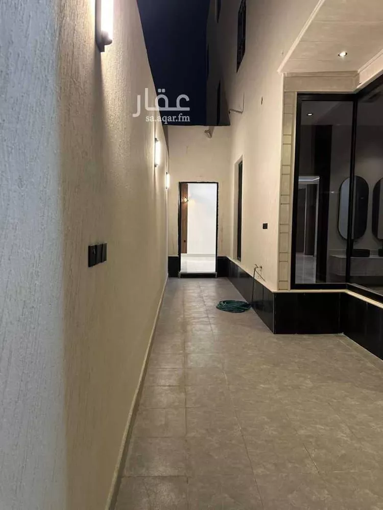 دور للبيع في شارع عام, حي الندوة, مدينة الرياض, منطقة الرياض صورة 5