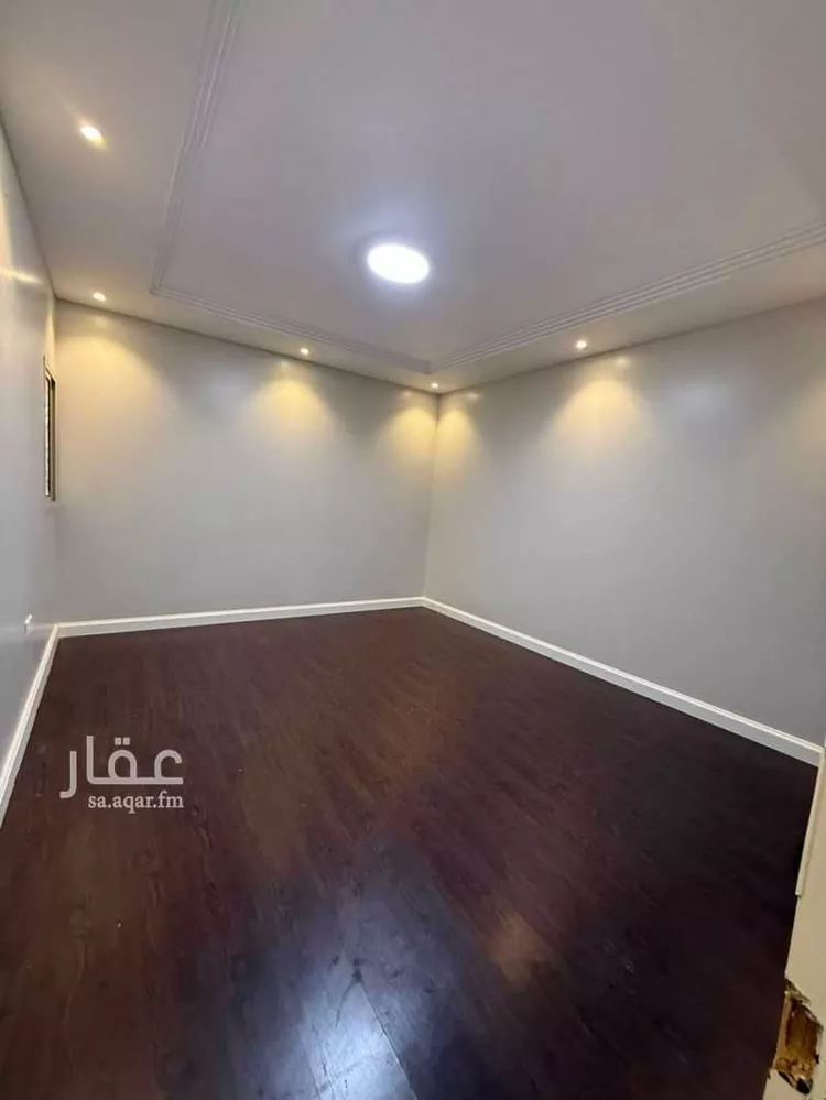 شقة للإيجار في شارع العشيرة, حي ظهرة لبن, مدينة الرياض, منطقة الرياض 7