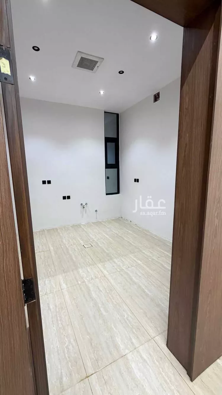Floor for Sale in Riyadh Dahiat Namar 7