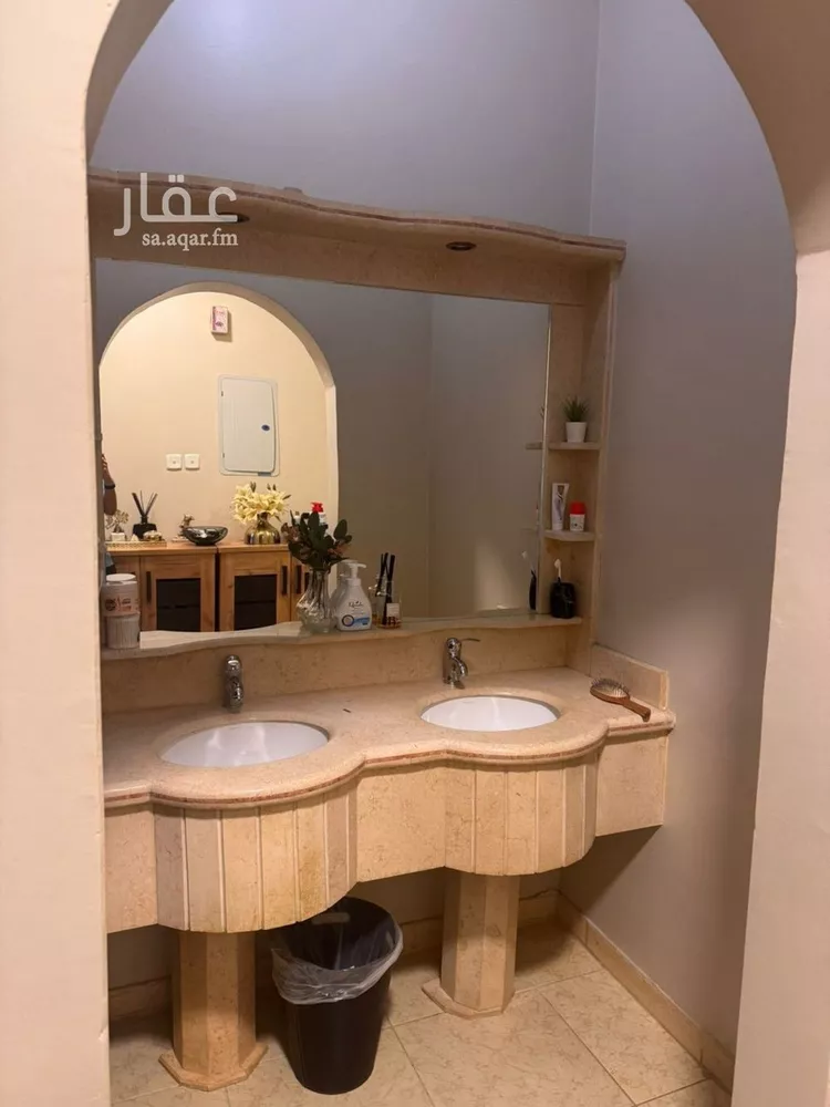 شقة للبيع في شارع الخزنة, حي إشبيلية, مدينة الرياض, منطقة الرياض صورة 2