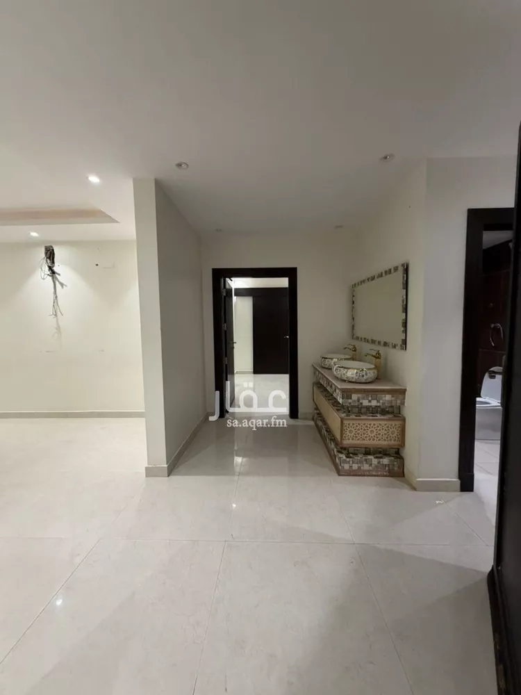 فيلا للبيع في شارع محمد بن الحاجب, حي العارض, مدينة الرياض, منطقة الرياض صورة 5