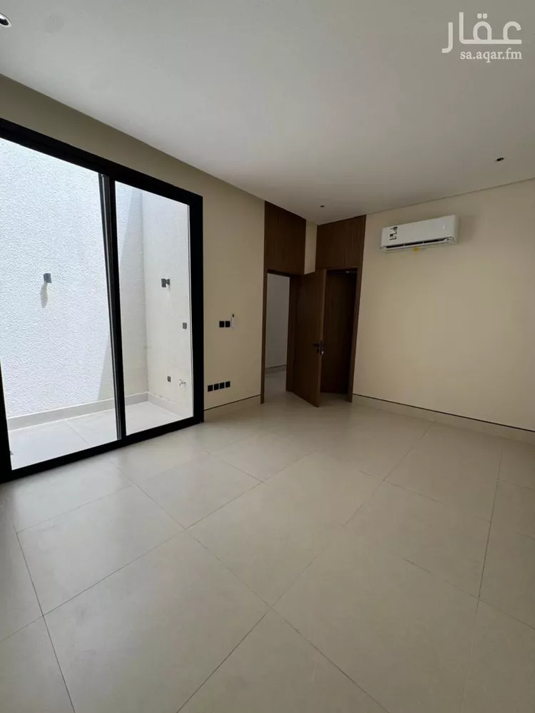 Floor for Rent in Riyadh Al Wadi 15