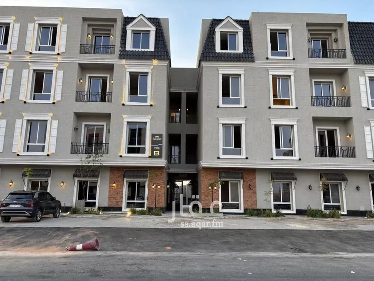 Floor for Sale in Riyadh Al Arid