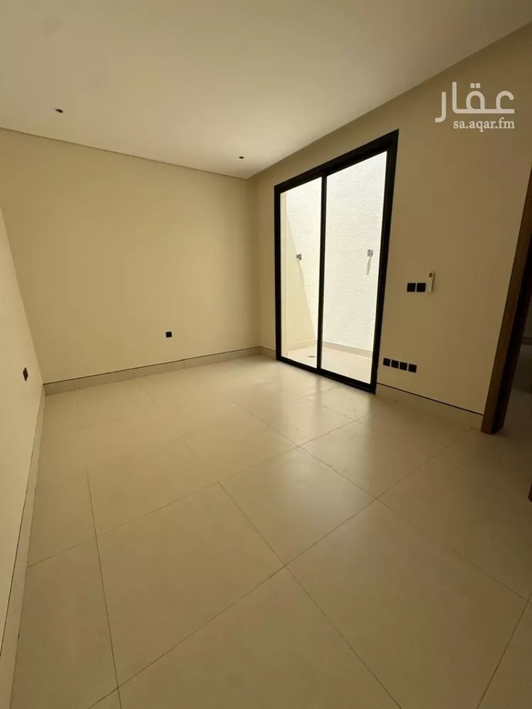 Floor for Rent in Riyadh Al Wadi 8