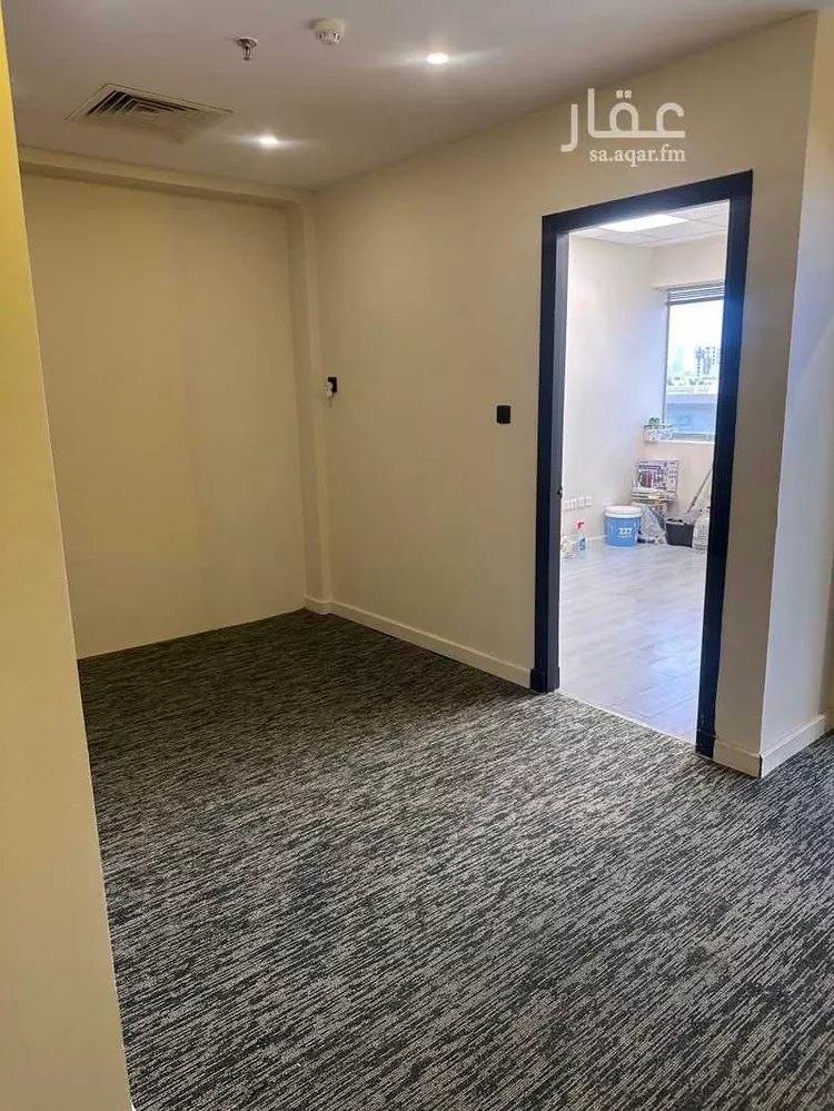 مكتب تجاري للإيجار في شارع الامير سلطان, حي الخالدية, مدينة جدة, منطقة مكة المكرمة صورة 4