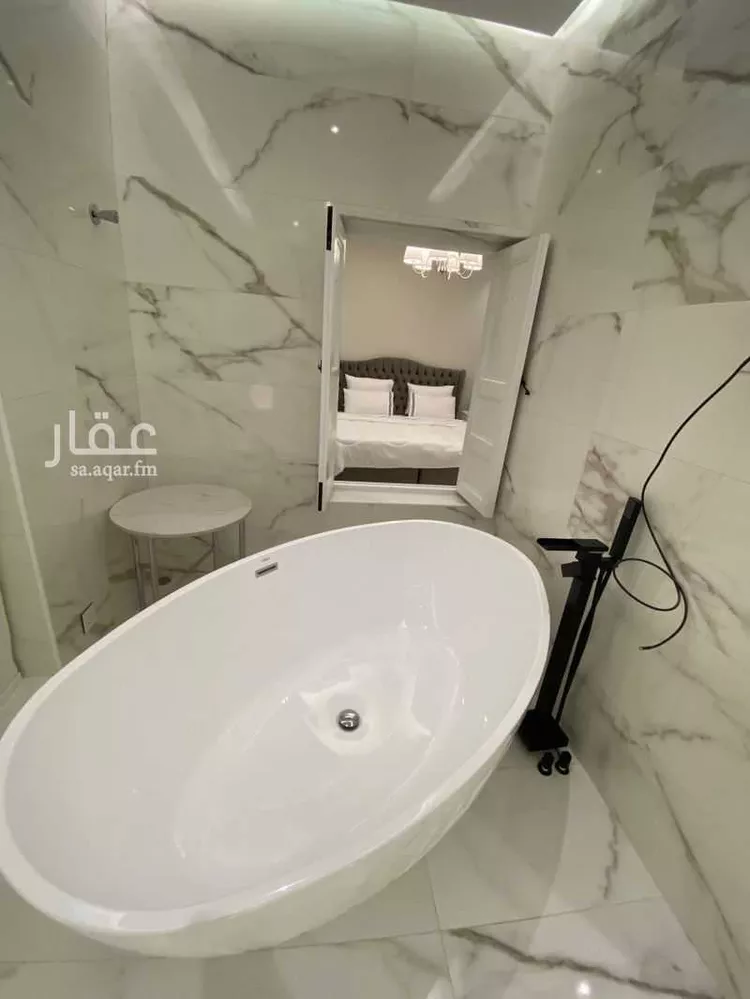 شقة للإيجار في شارع جبل شدقم, حي الحمراء, مدينة الخبر, المنطقة الشرقية صورة 3