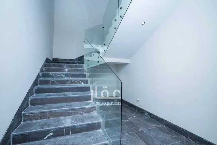 دور للبيع في شارع حسين بن سهل, حي الروضة, مدينة الرياض, منطقة الرياض 8