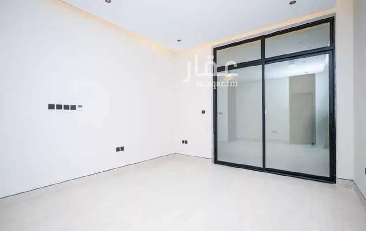 دور للبيع في شارع حسين بن سهل, حي الروضة, مدينة الرياض, منطقة الرياض 11