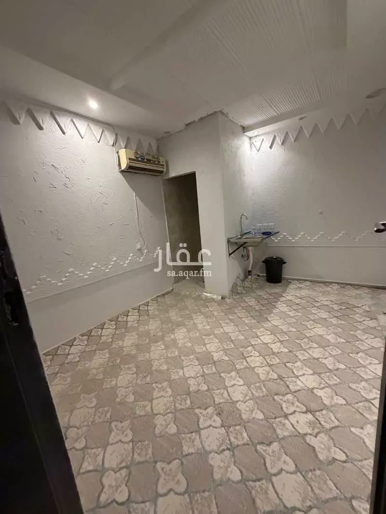 غرفة للإيجار في شارع عيسى بن علي الكحال, حي عكاظ, مدينة الرياض, منطقة الرياض صورة 3