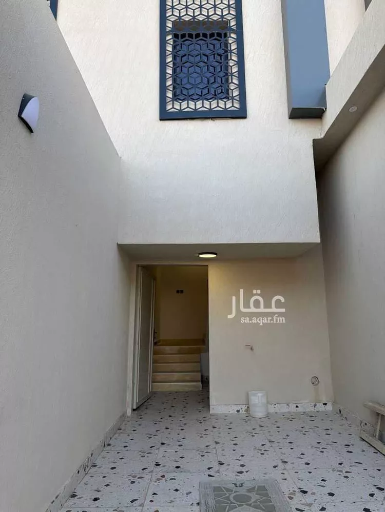 Floor for Rent in Riyadh Okaz