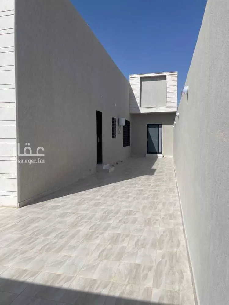 فيلا للبيع في شارع 1825361, حي العليا, مدينة الدوادمى, منطقة الرياض صورة 2