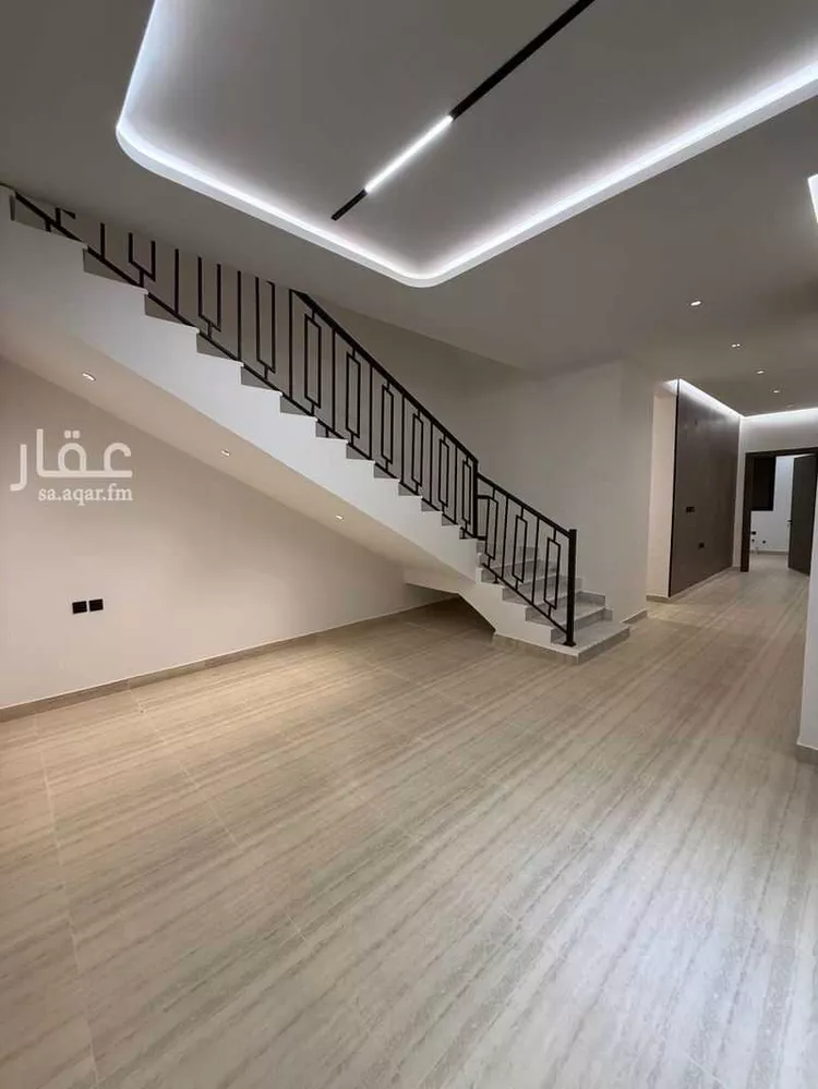 فيلا للبيع في شارع شارع الامير محمد بن عبدالرحمن, حي الملك عبدالله, مدينة المجمعة, منطقة الرياض صورة 4