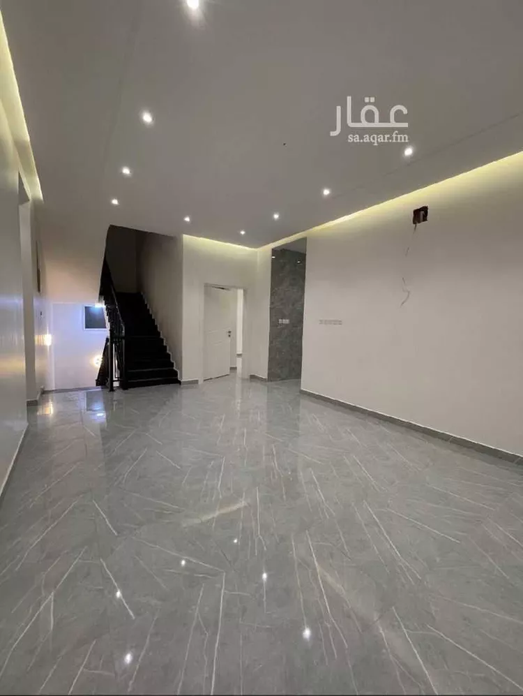 فيلا للبيع في شارع البلدية 7, حي البلدية, مدينة حفر الباطن, المنطقة الشرقية صورة 5