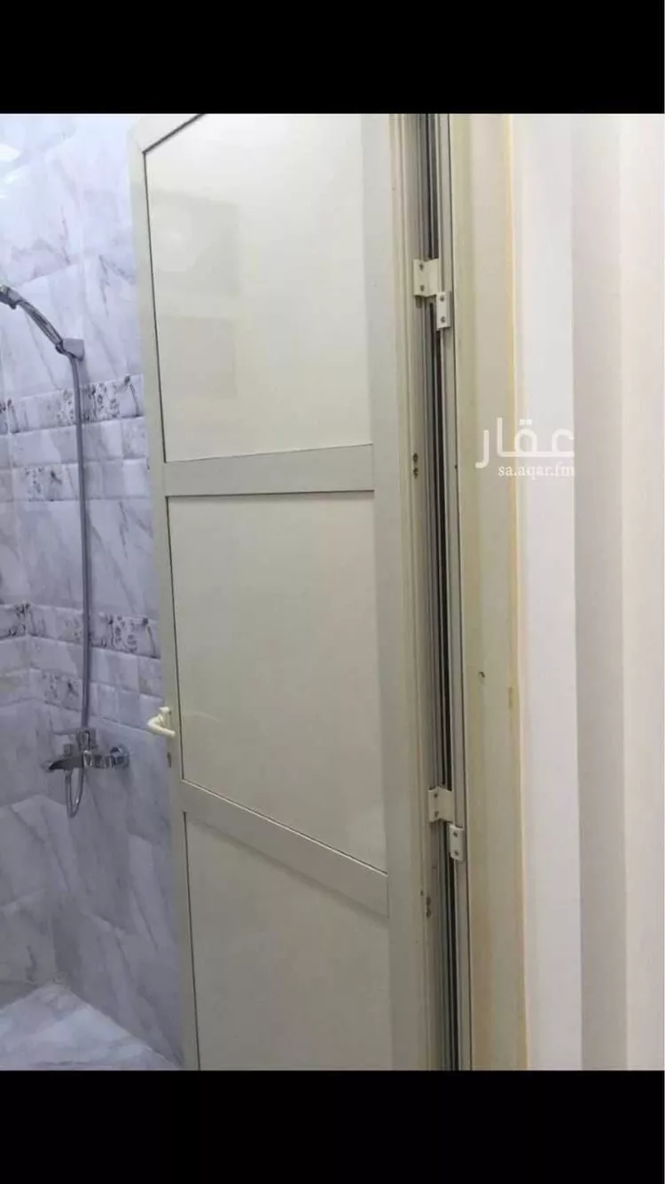 شقة للإيجار في شارع علي الدفاع, حي العزيزية, مدينة الرياض, منطقة الرياض صورة 2