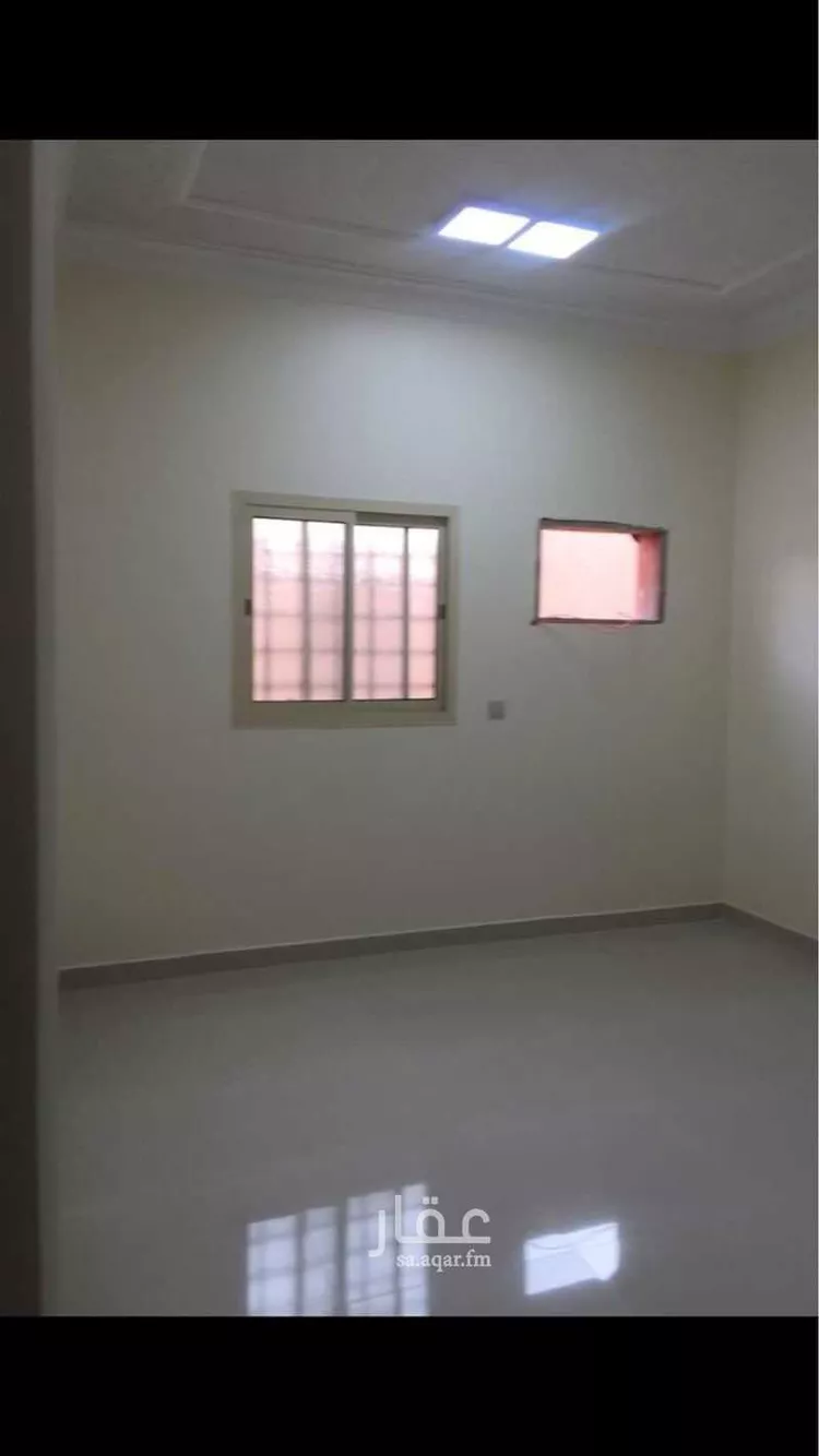 شقة للإيجار في شارع علي الدفاع, حي العزيزية, مدينة الرياض, منطقة الرياض