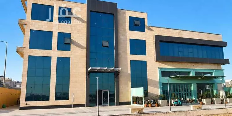 مكتب تجاري للإيجار في شارع ابي بكر الصديق, حي العارض, مدينة الرياض, منطقة الرياض صورة 3