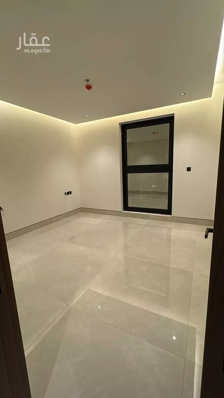 شقة للبيع في شارع المغيره بن شعبه, حي المروج, مدينة الرياض, منطقة الرياض 15