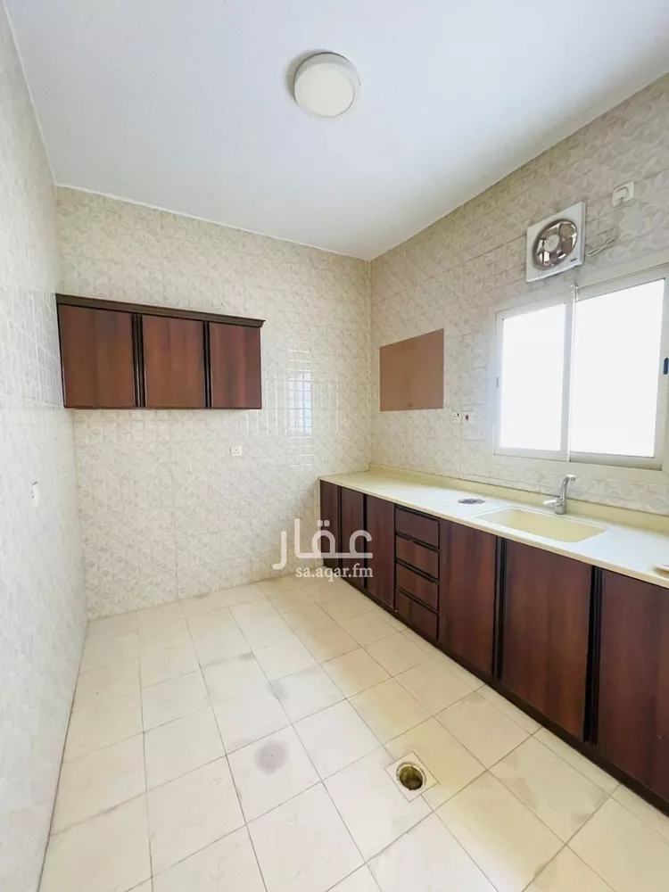شقة للإيجار في شارع الامير بدر, حي الخبرالشمالية, مدينة الخبر, المنطقة الشرقية صورة 4