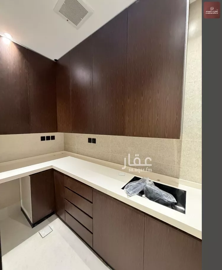 مكتب تجاري للإيجار في شارع الامير حمود بن عبدالعزيز, حي العقربية, مدينة الخبر, المنطقة الشرقية صورة 5