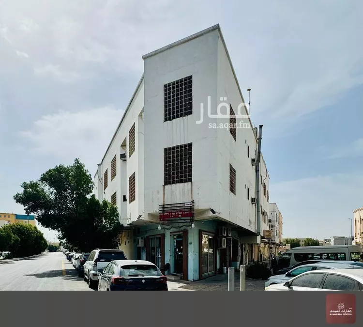 محل للإيجار في شارع الرابع, حي الثقبة, مدينة الخبر, المنطقة الشرقية صورة 2