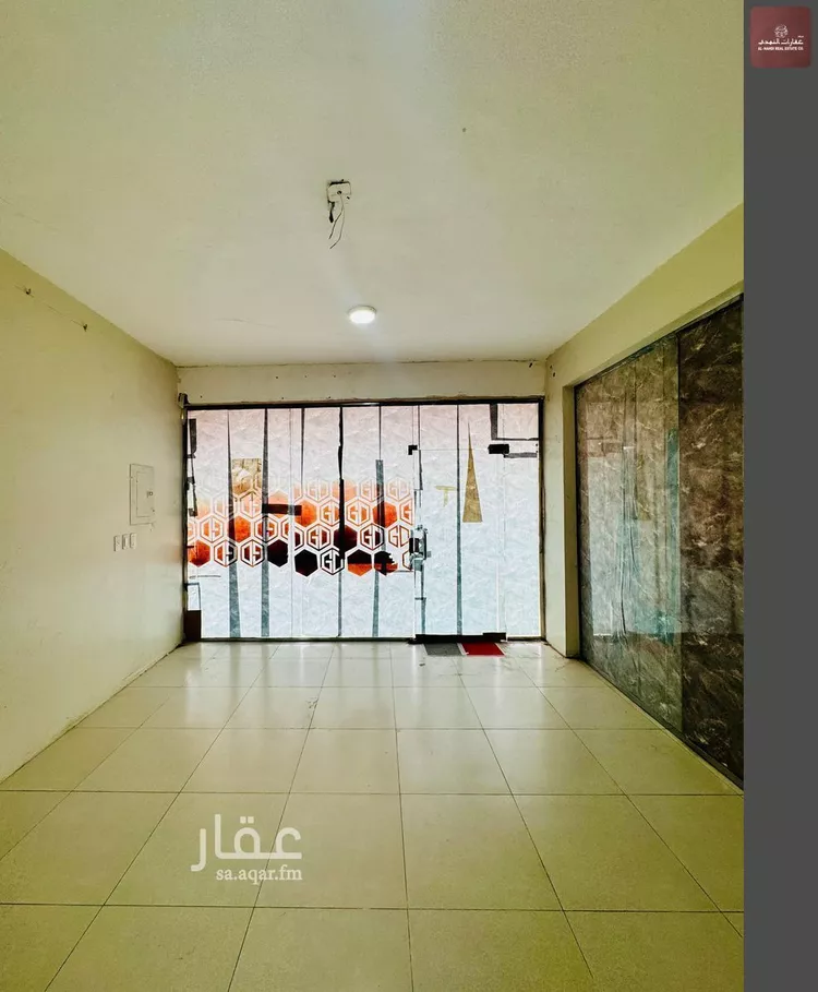 Shop for Rent in Dammam Ibn Khaldun صورة 4