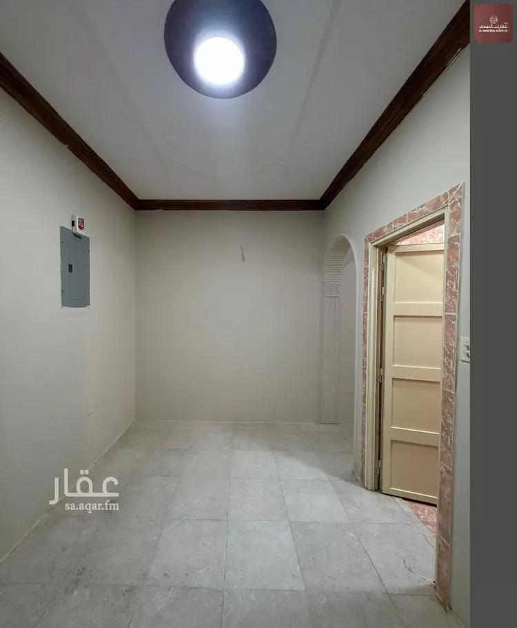 شقة للإيجار في شارع صفوى, حي الخبر الجنوبية, مدينة الخبر, المنطقة الشرقية صورة 4