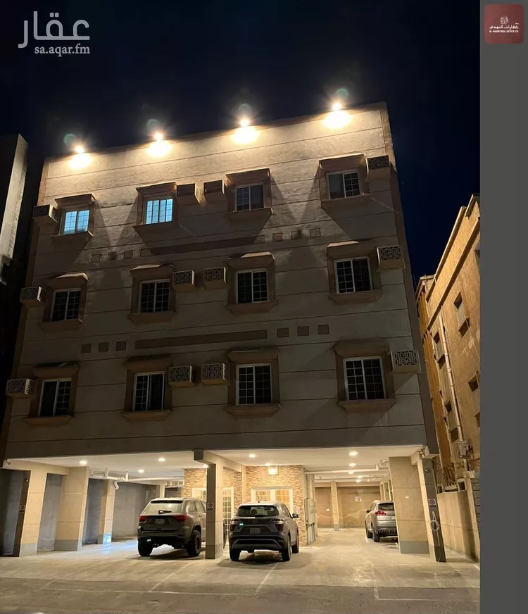 عمارة للبيع في شارع السادس عشر, حي العقربية, مدينة الخبر, المنطقة الشرقية