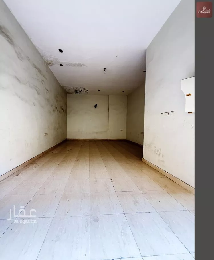 محل للإيجار في  صورة 2