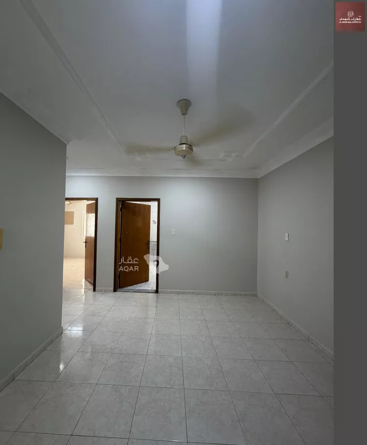شقة للإيجار في شارع الزلفي, حي الخبر الجنوبية, مدينة الخبر, المنطقة الشرقية 6