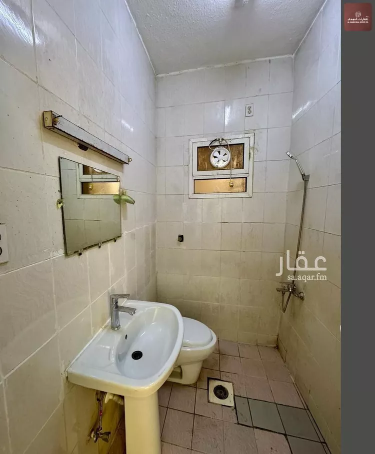 شقة للإيجار في شارع العشرون, حي الخبر الجنوبية, مدينة الخبر, المنطقة الشرقية صورة 5