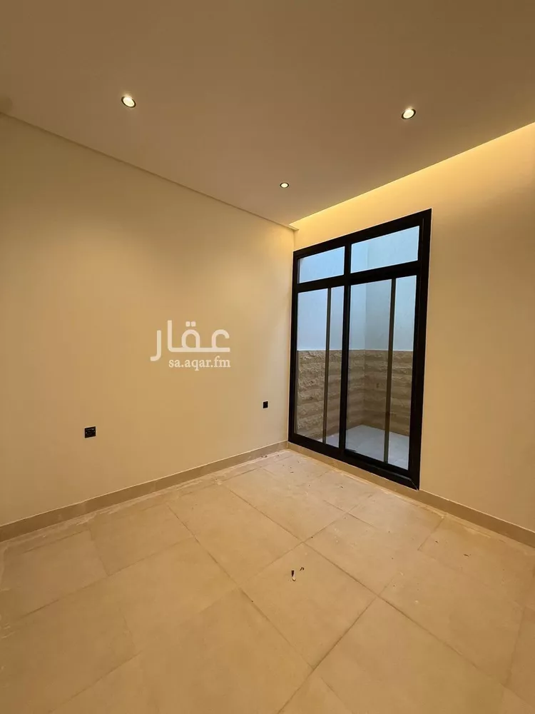 دور للبيع في شارع عبدالقادر المغربي, حي المروج, مدينة الرياض, منطقة الرياض صورة 2