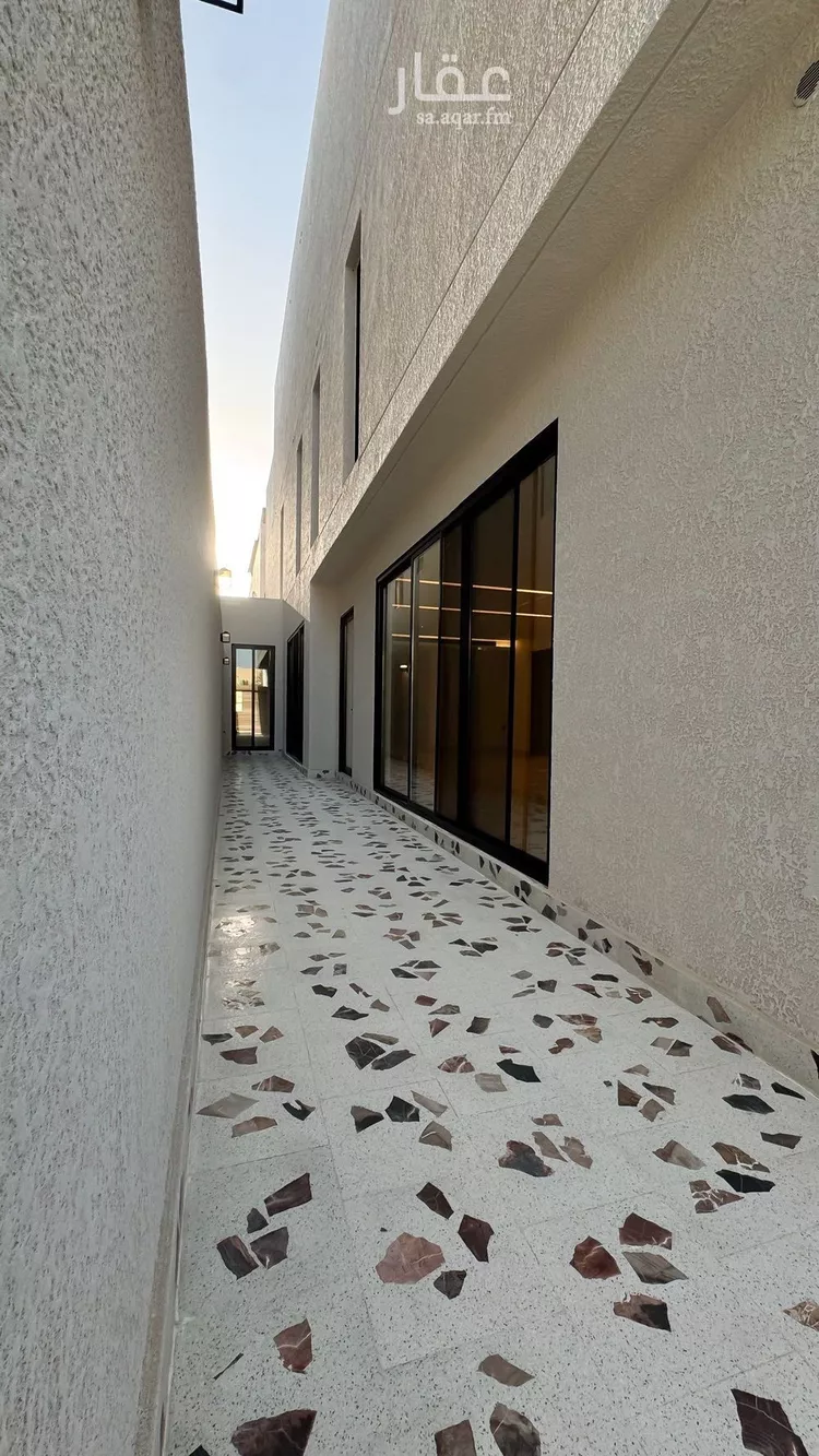 دور للبيع في شارع قباء, حي النزهة, مدينة الرياض, منطقة الرياض صورة 4