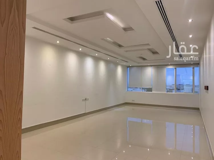 مكتب تجاري للإيجار في شارع ابي بكر الصديق الفرعي, حي الملك سلمان, مدينة الرياض, منطقة الرياض صورة 5
