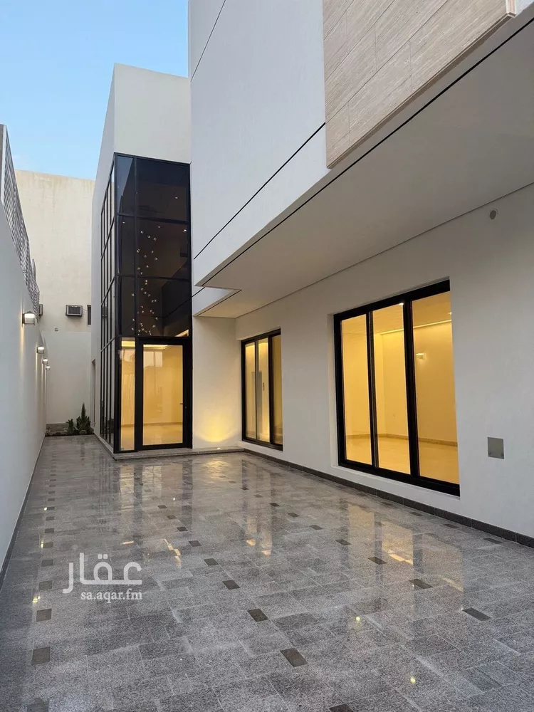 فيلا للبيع في شارع الغدير الأحمر, حي المروج, مدينة الرياض, منطقة الرياض صورة 2