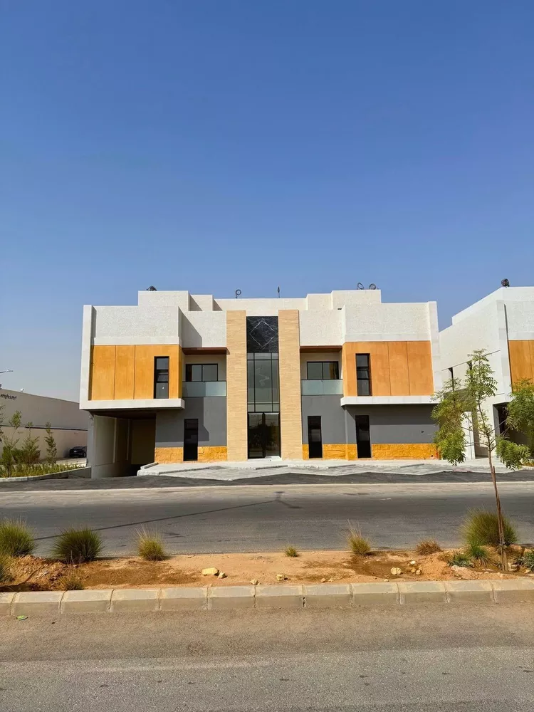 Building for Sale in Riyadh Al Qadisiyah
