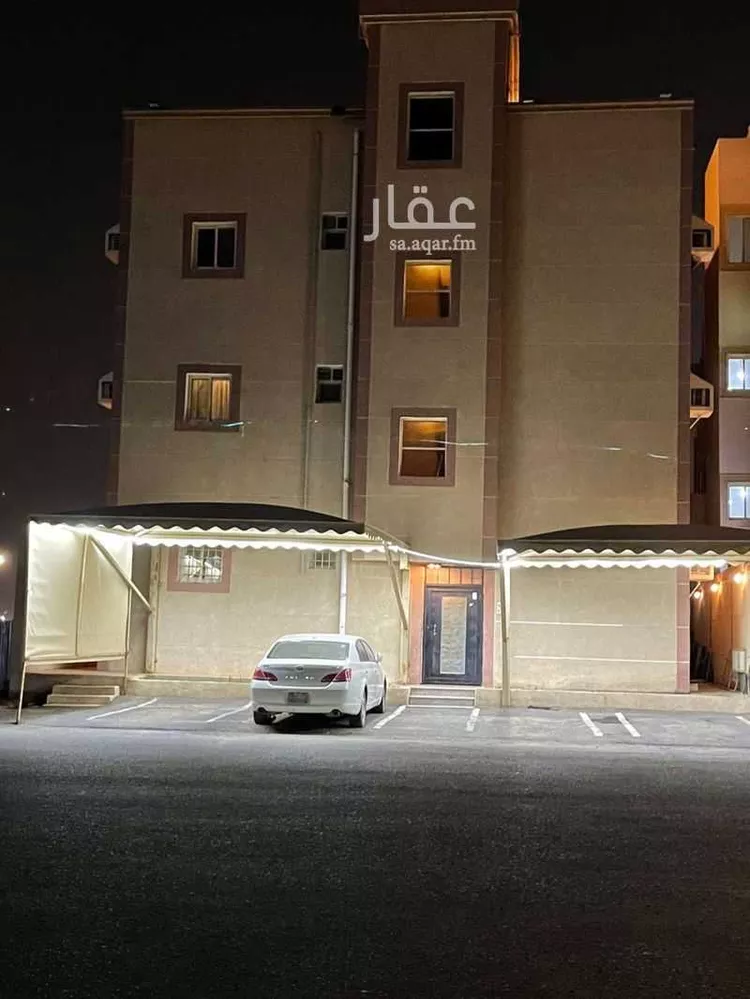 عمارة للبيع في شارع 21 و ، حي الشاطئ ، جيزان ، منطقة جازان