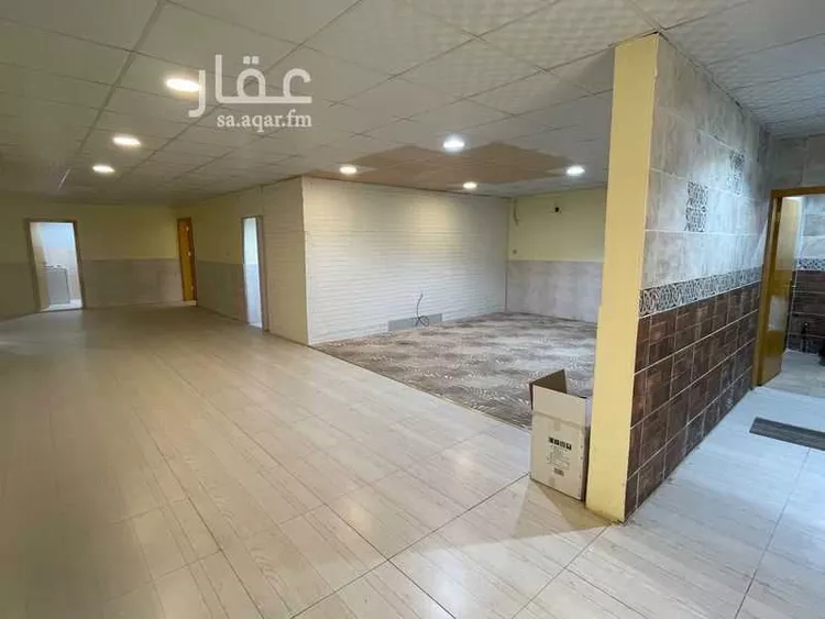 عمارة للإيجار في شارع القذال, حي الضباب, مدينة تنومة, منطقة عسير صورة 2