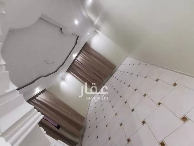 شقة للإيجار في شارع إبن الطرابلسي, حي الصفاء, مدينة جدة, منطقة مكة المكرمة