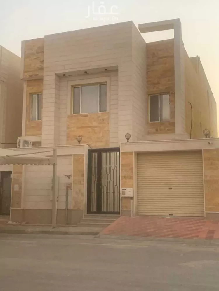 فيلا للبيع في شارع جبل شدقم, حي الفيصلية, مدينة الدمام, المنطقة الشرقية صورة 2