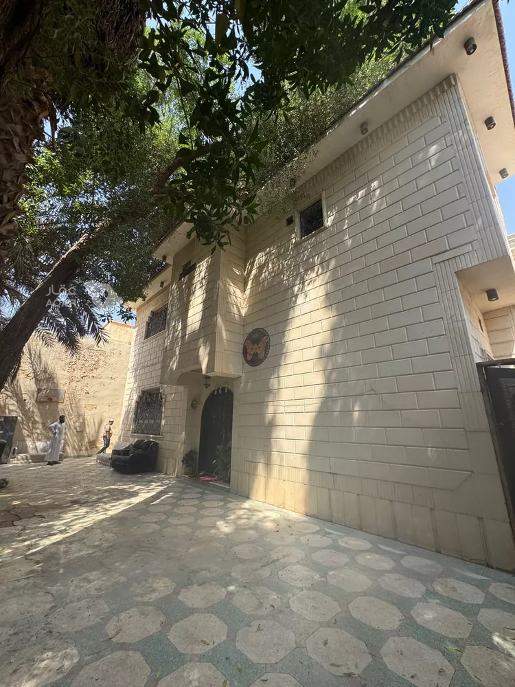 فيلا للبيع في شارع الصليبيخات, حي المربع, مدينة الرياض, منطقة الرياض 8