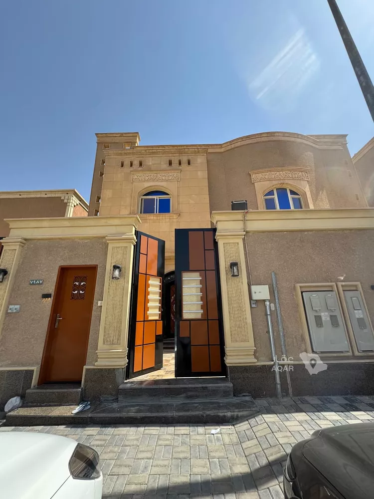 Floor for Rent in Riyadh Al Malqa