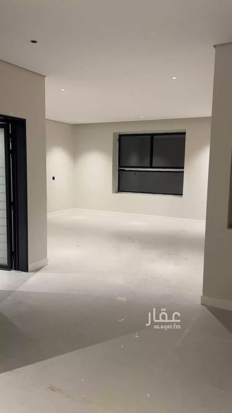 فيلا للبيع في شارع علي عبدالله الشحيتان, حي الخالدية, مدينة عنيزه, منطقة القصيم صورة 2